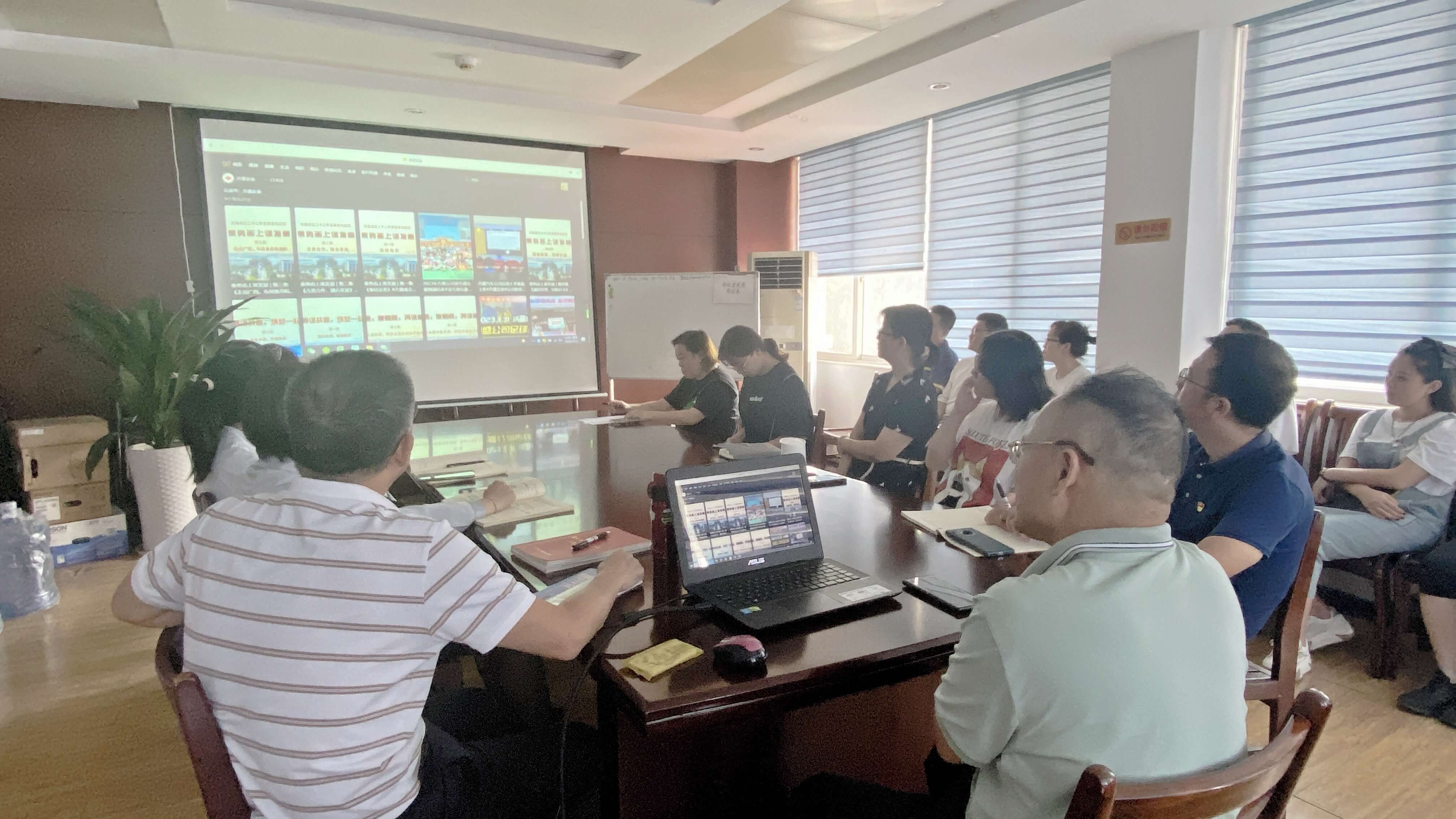 1692061617558068.jpg 汽貿(mào)_副本.jpg